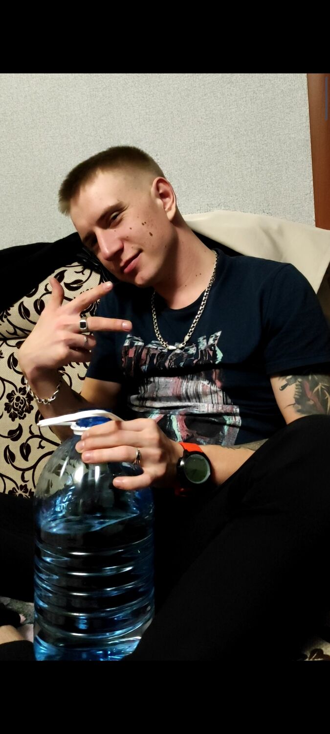  ,   Vitaly, 28 ,   ,   , c , 