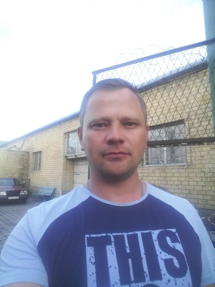 ,   Alex, 39 ,   ,   , c 