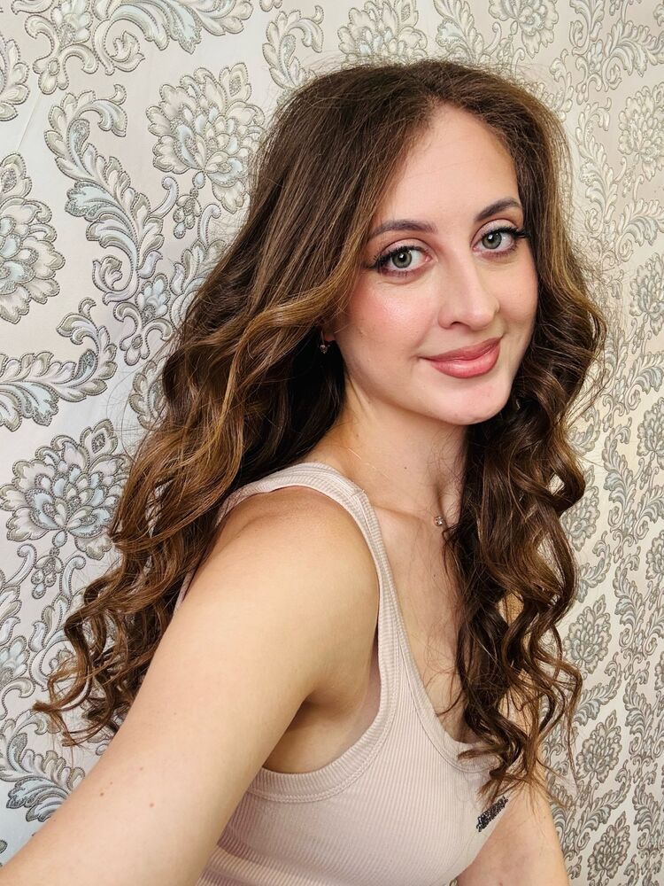  53950868  Alina, 29 ,    