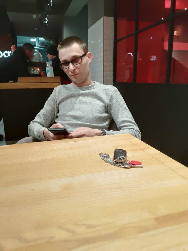  43090348  , 32 ,     