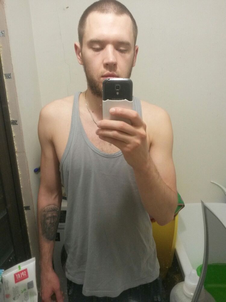 8903258  , 37 ,    