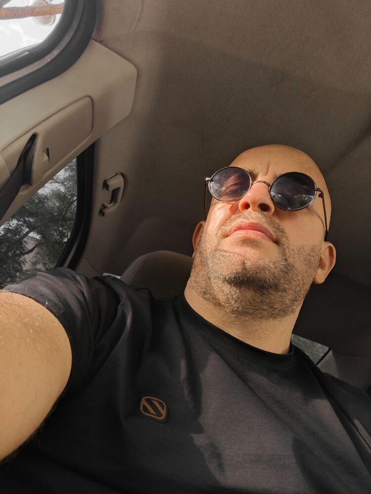  54173358  Mahir, 40 ,    