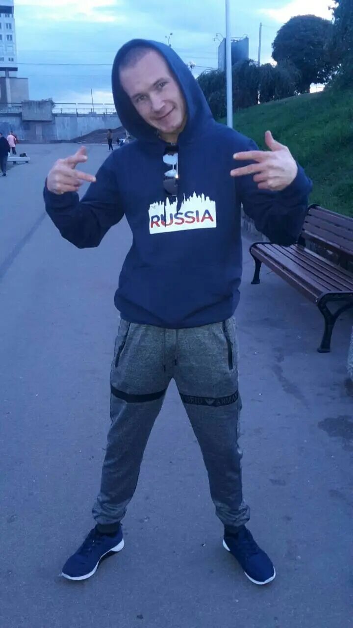  ,   Oleg, 35 ,   ,   