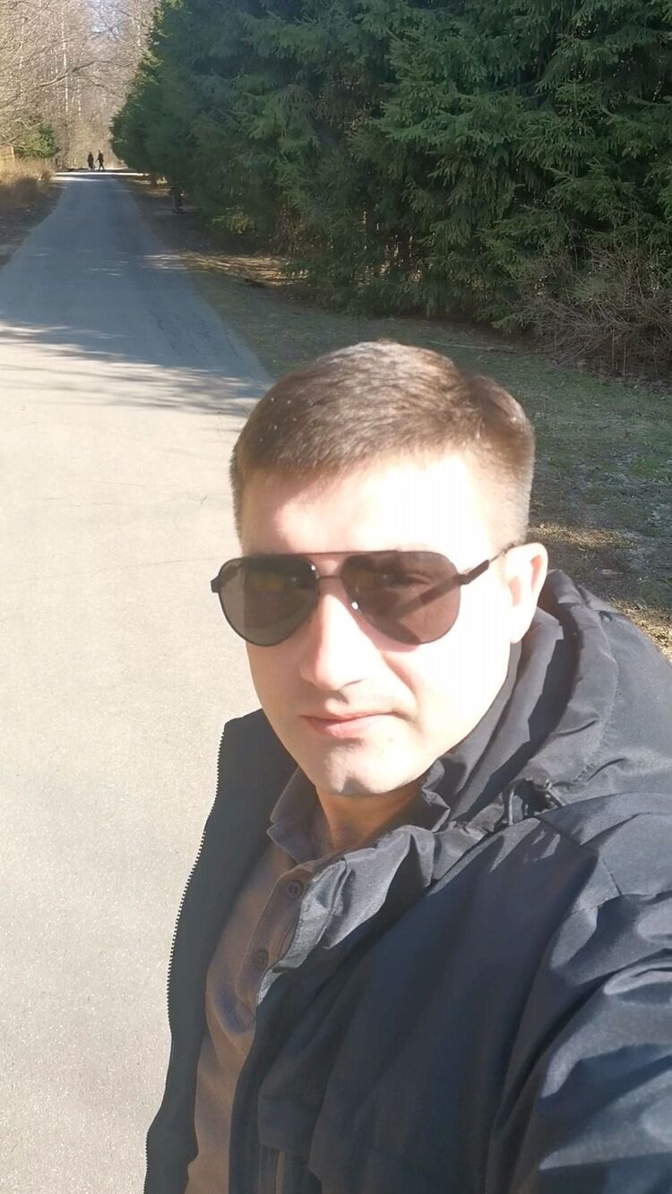  53528188  , 39 ,    