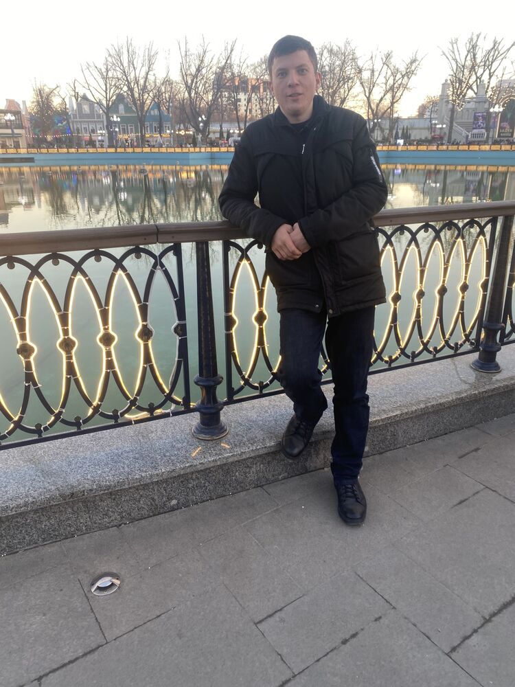  45042418  Nigmat, 23 ,    