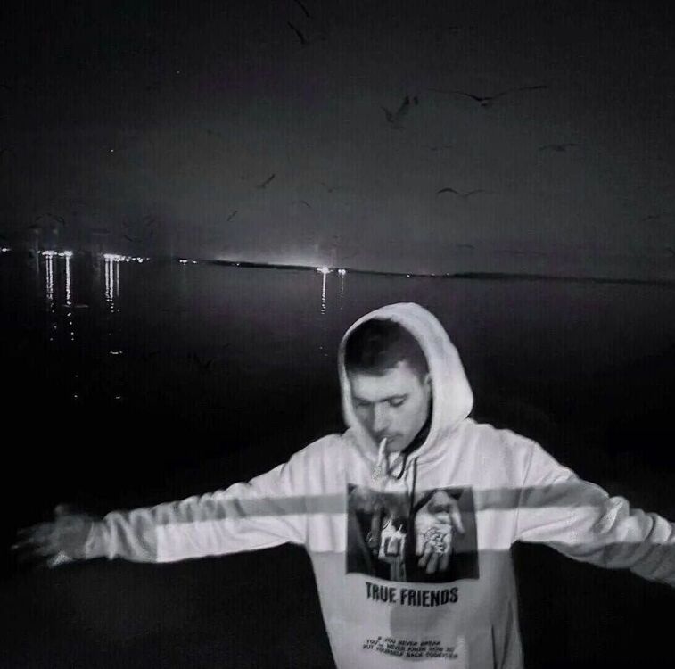  ,   Kent, 23 ,   ,   