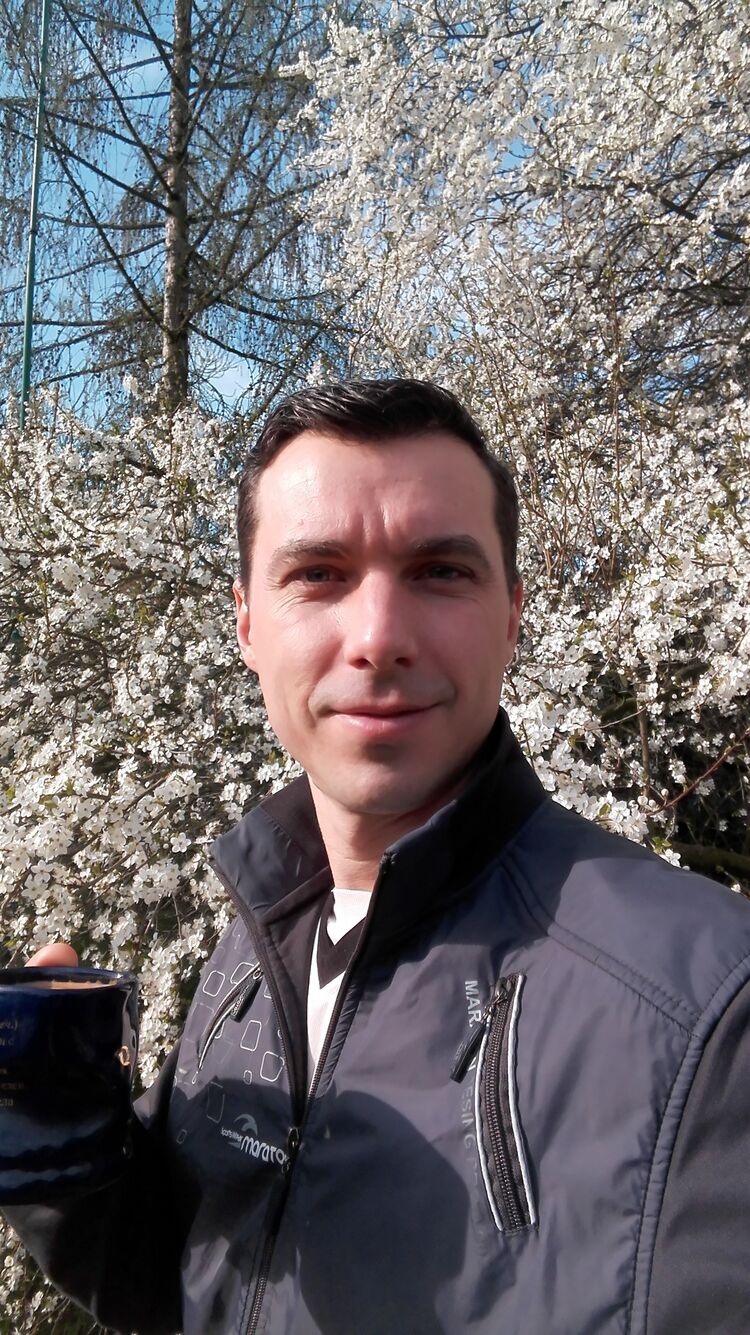  ,   Vasyl, 42 ,   ,   