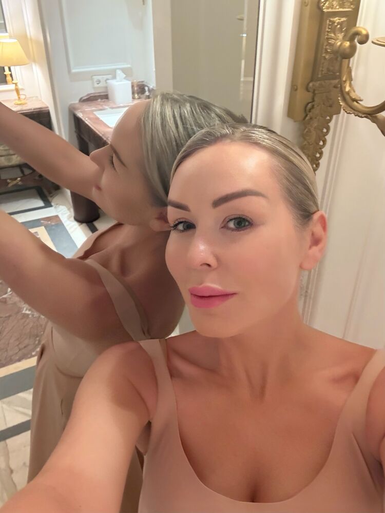  52687798  Ksenia, 39 ,    