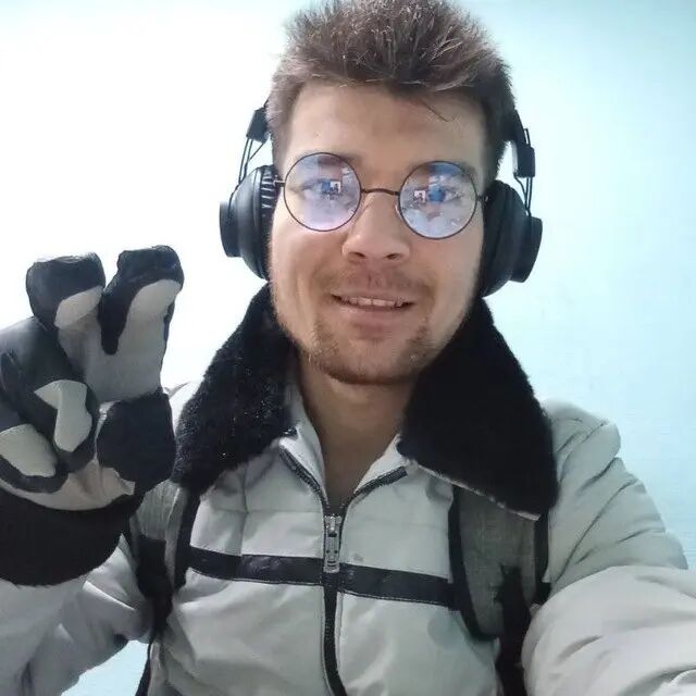  48701438  , 32 ,    -