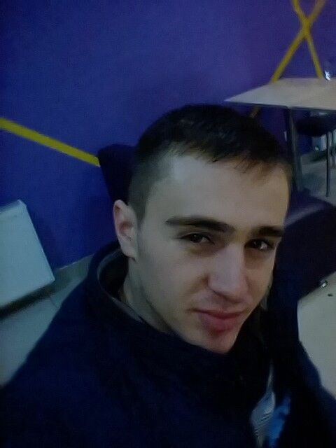  10918638  , 33 ,    -