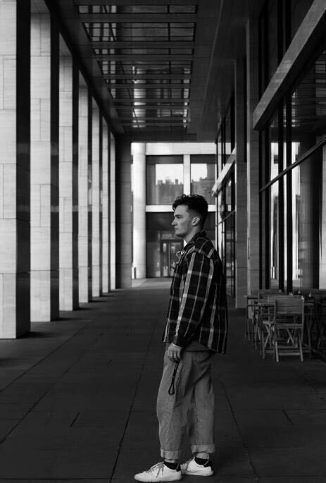  28441548  , 26 ,    -