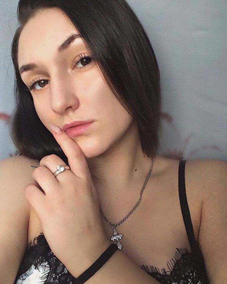  42784048  Yulyasoska, 22 ,    