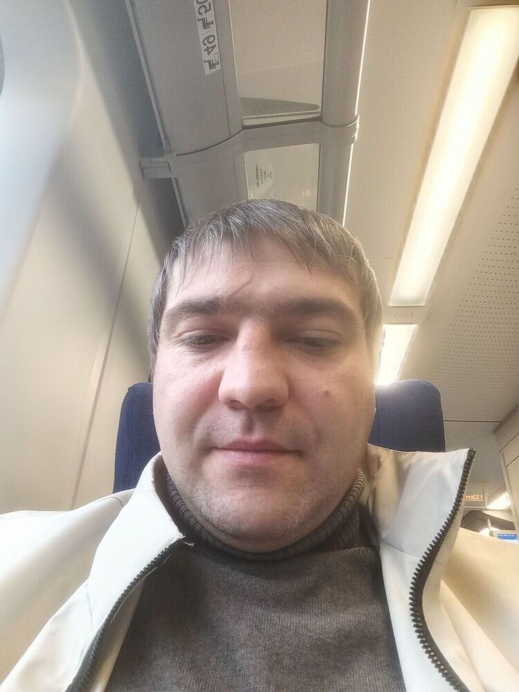  42975928  , 38 ,     