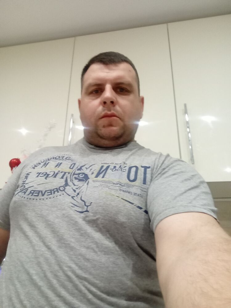 48356028  , 35 ,    