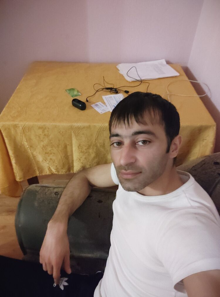  32325688  , 34 ,    