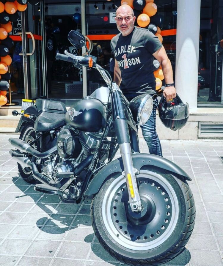 ���������� ������-��-����, ���� ������� Robert, 44 ����, ������������ ��� ������, ����� � ���������, c�������� ���������