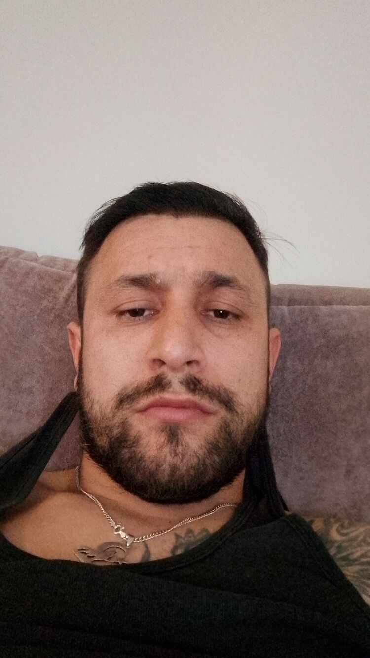  51943758  , 35 ,    
