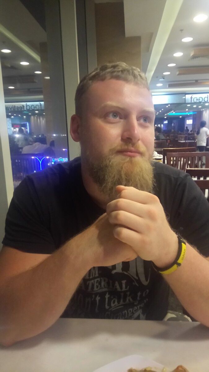  ,   Anton, 40 ,   