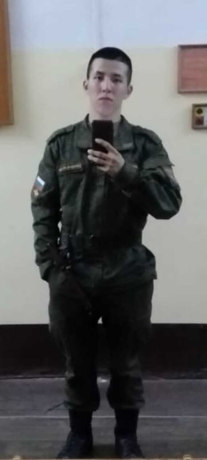  48034538  , 21 ,    