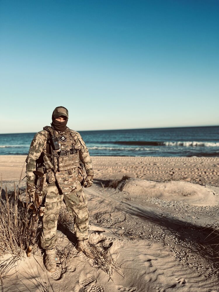  43259718  , 28 ,    --