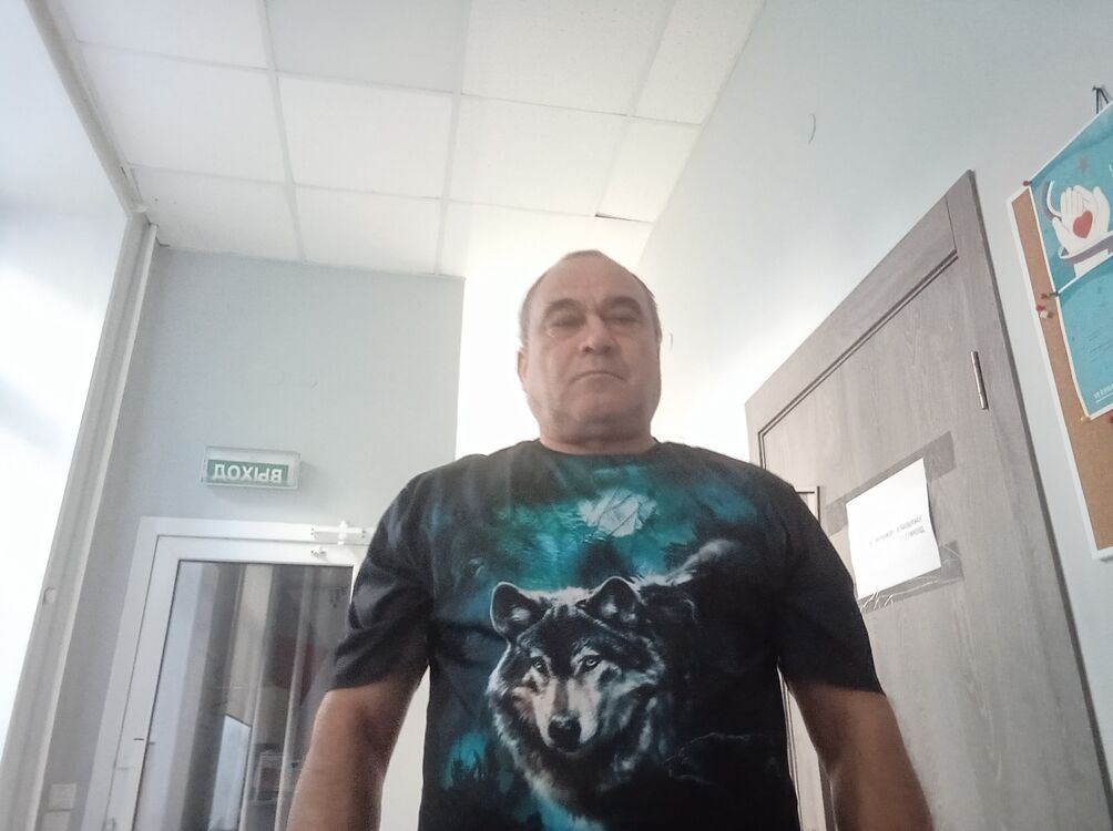  46894028  , 65 ,    