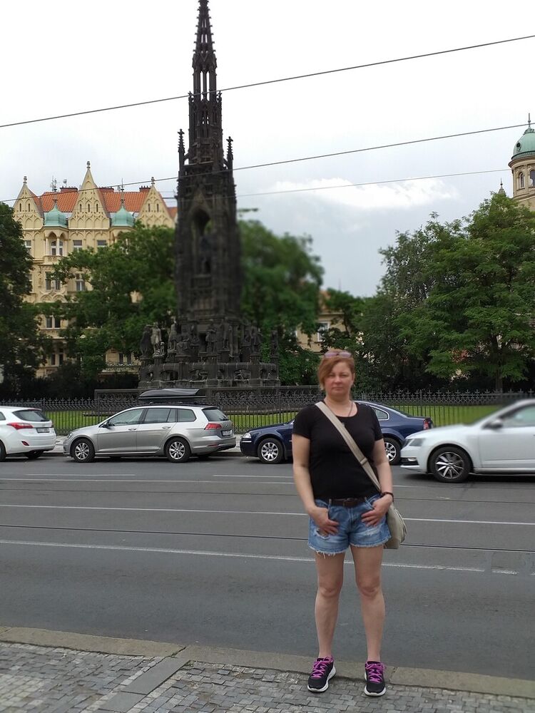  Praha,   , 49 ,     , c 