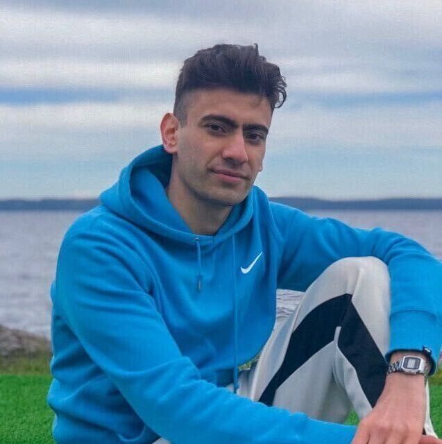  27561248  Mustafa, 29 ,    