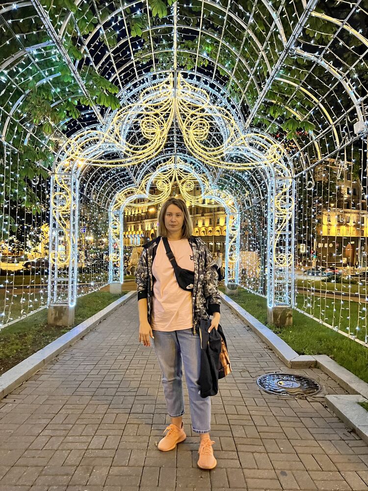  ,   Anastasia, 38 ,   ,   