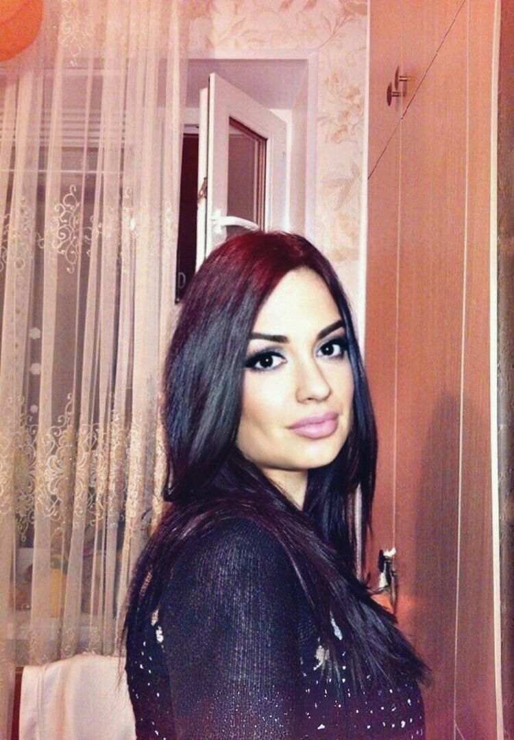  54105688  Regina, 33 ,    -