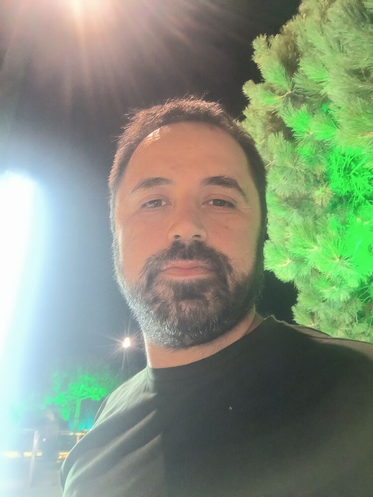  52817488  , 35 ,    