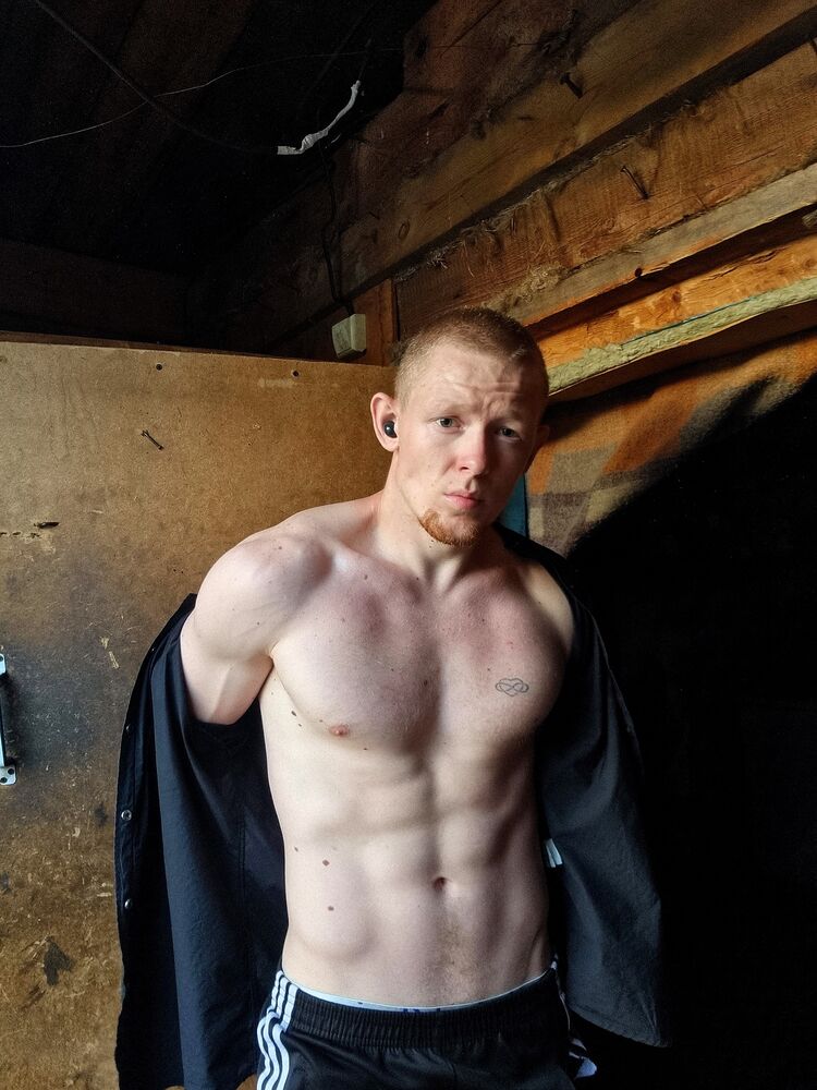  ,   Dmitry, 24 ,   