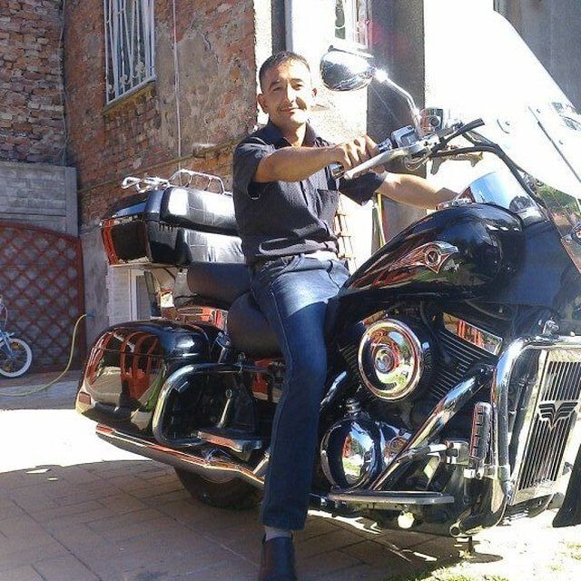  46428638  Mansurjon, 45 ,    
