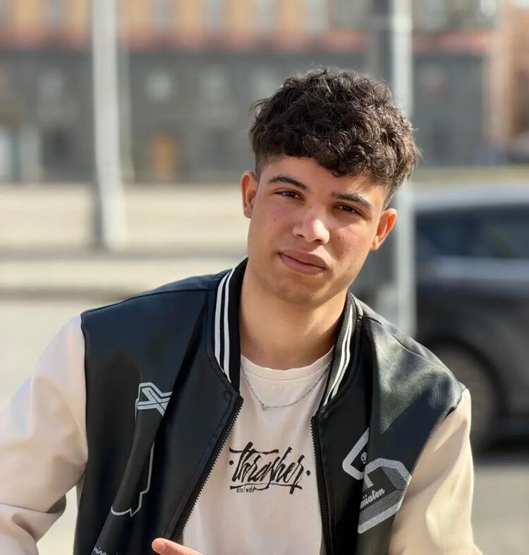 ���� 56338968 ����� Esteban, 21 ���, ���� ���������� � ������