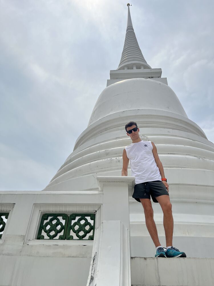  ,   Denis, 33 ,   ,   