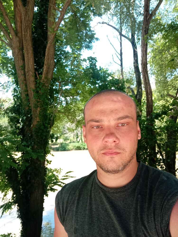  --,   , 33 ,   c 
