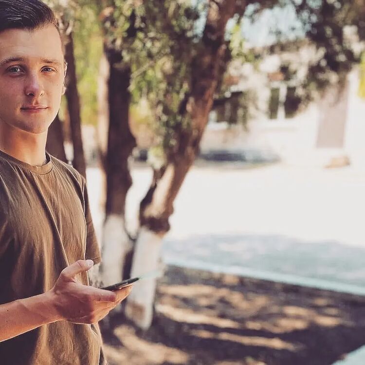 ���� 33853458 ������� ����, 37 ���, ���� ���������� � �����������