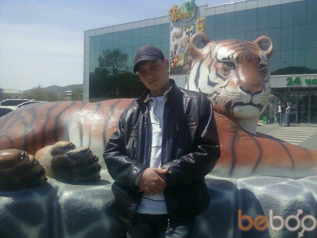  ,   Lovelas, 36 ,  