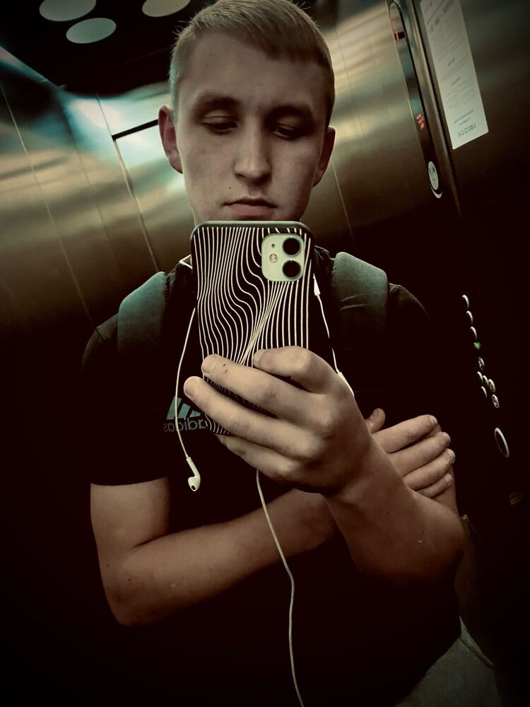  35720628  , 22 ,    