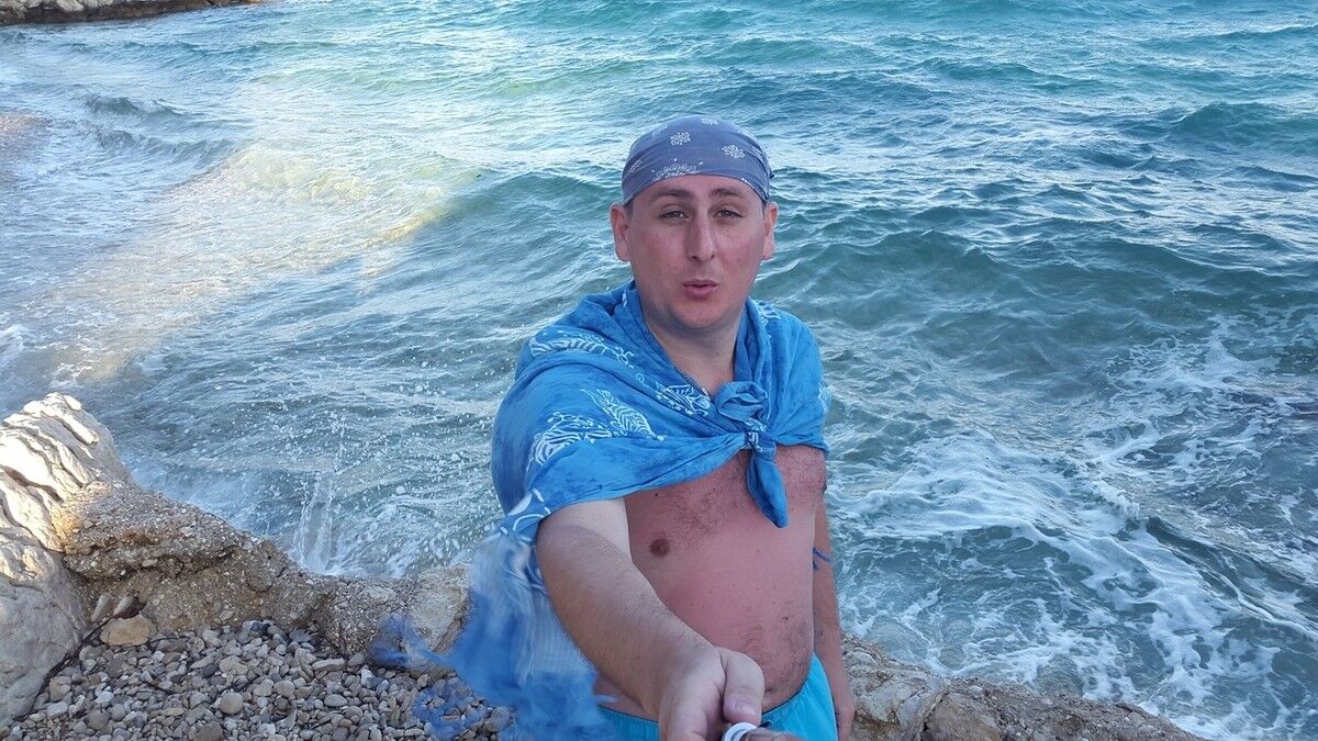 ,   Igor, 36 ,     , c 
