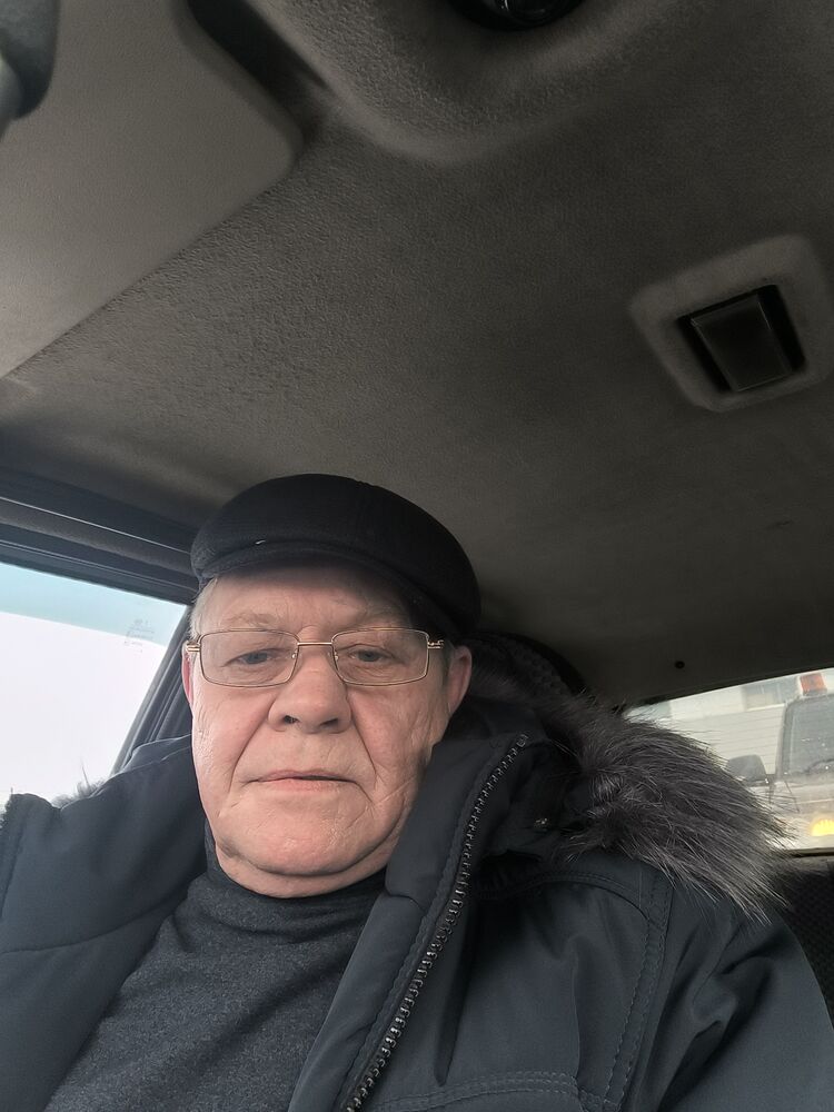  49885168  Arkadii, 63 ,    