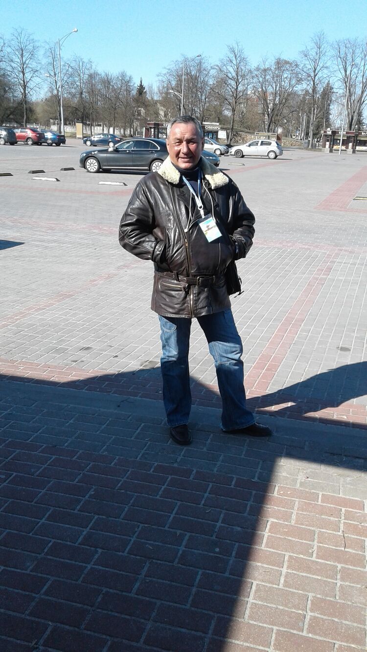  30810998  Rafal, 49 ,    