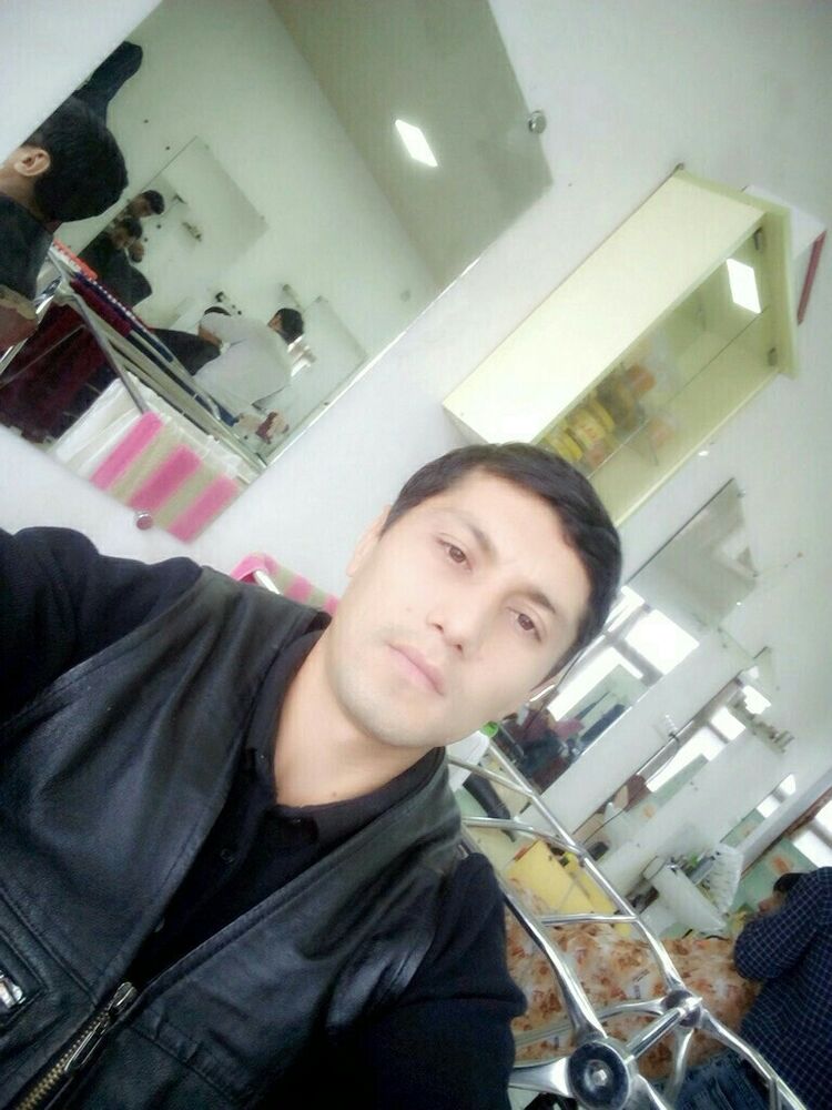  21824278  Umid, 36 ,    