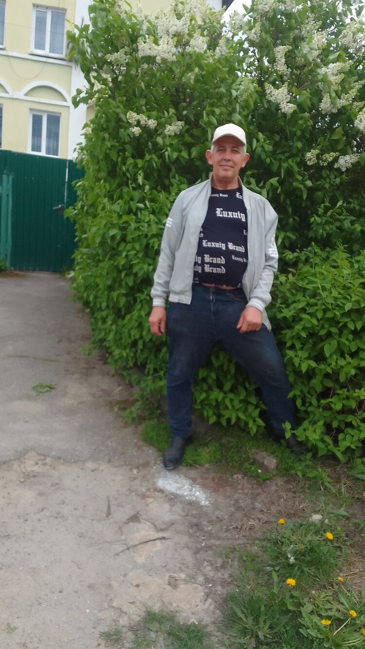  42844068  , 56 ,    
