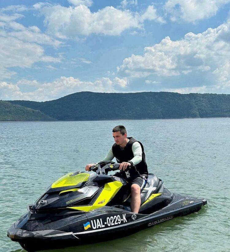 ���� 56013898 ����� Roman, 20 ���, ���� ���������� � �������