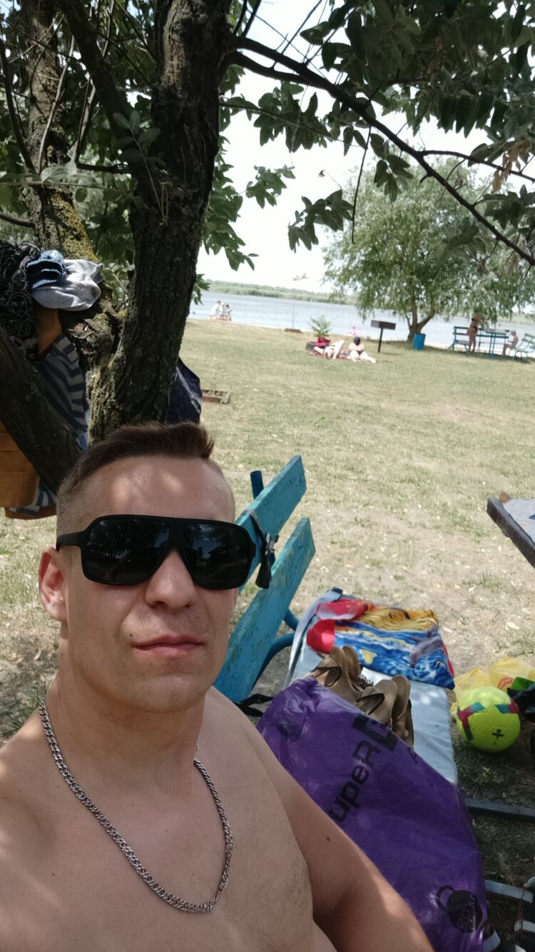  --,   , 38 ,     , c 
