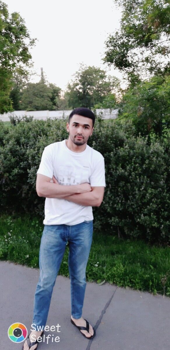  Praha,   AMIRXAN, 32 ,   ,   , c 