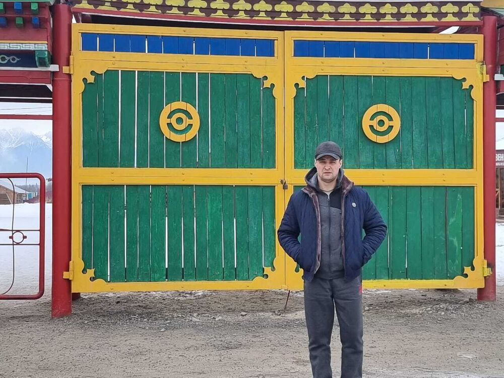  30525868  , 46 ,    -