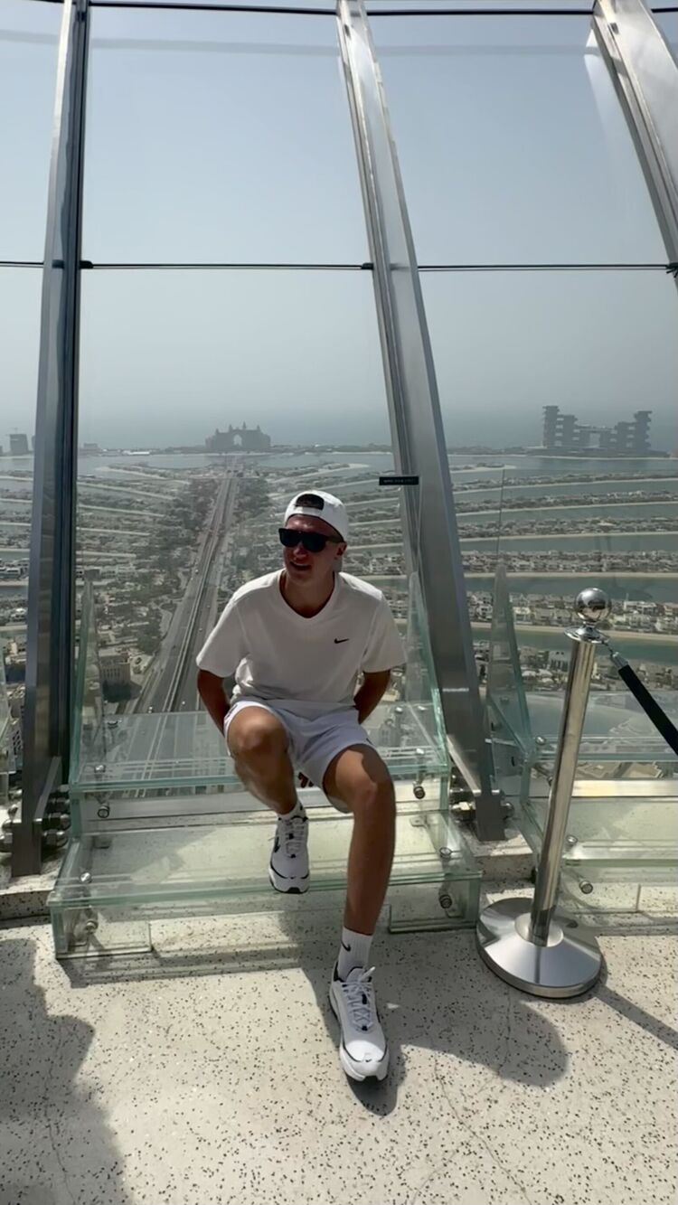 ���� 56110198 ����� ���������, 21 ���, ���� ���������� � �������������