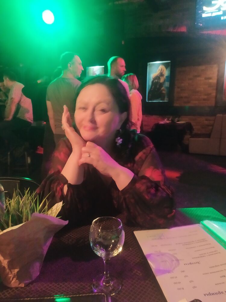  ,   Eva, 53 ,   ,   