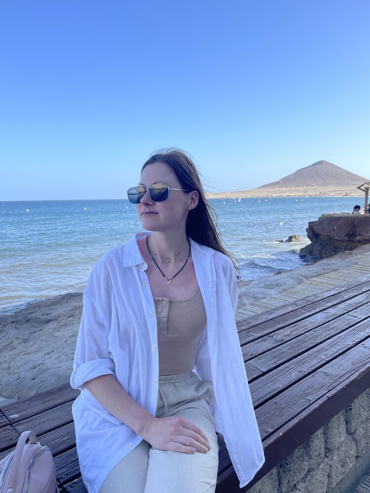  ,   Dajana, 34 ,     